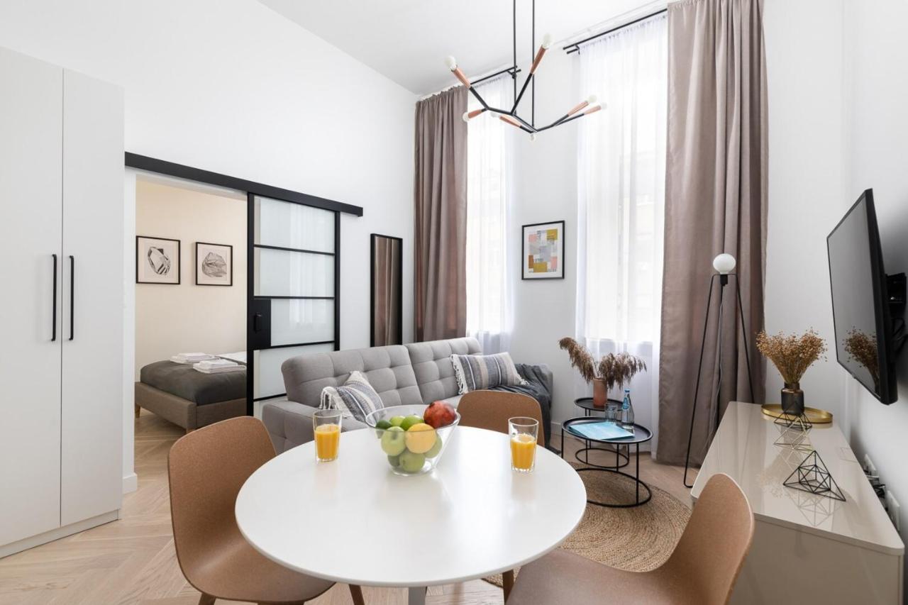 Boduena 4 - Elegant Apartment In Warsaw Centre By Noclegi Renters Ngoại thất bức ảnh